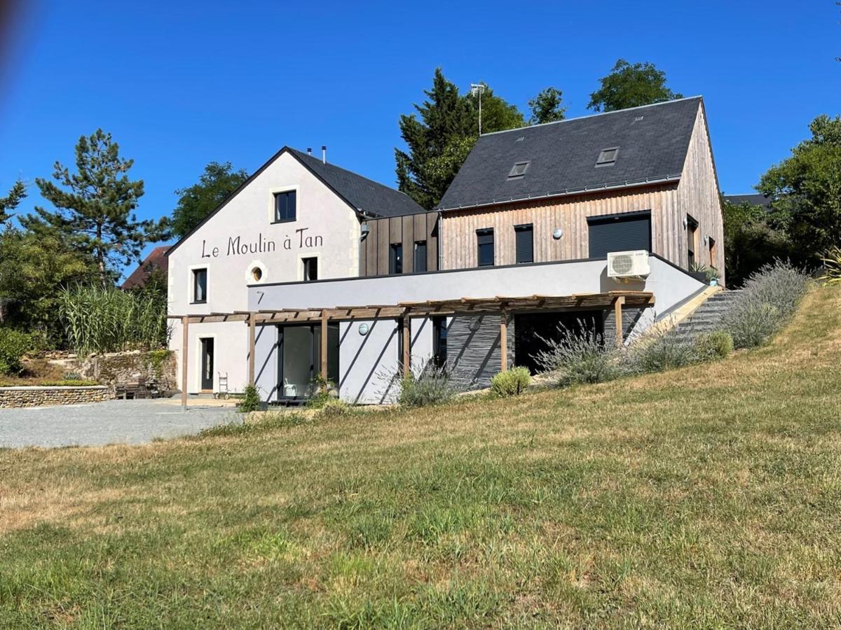 Gites Du Moulin A Tan A Sache 37 Exteriör bild